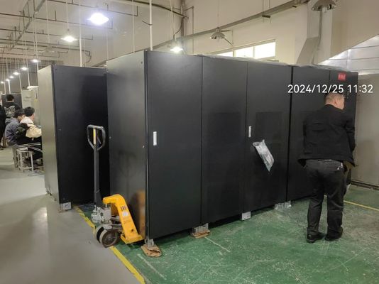 Couche conformée UPS en ligne à basse fréquence à double conversion 500-800 kVA