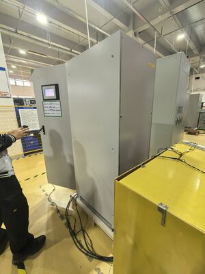 PE IND II 3/3P 220/384Vdc 10-800kVA en ligne L'efficacité de refroidissement par air des UPS industriels ≥93%